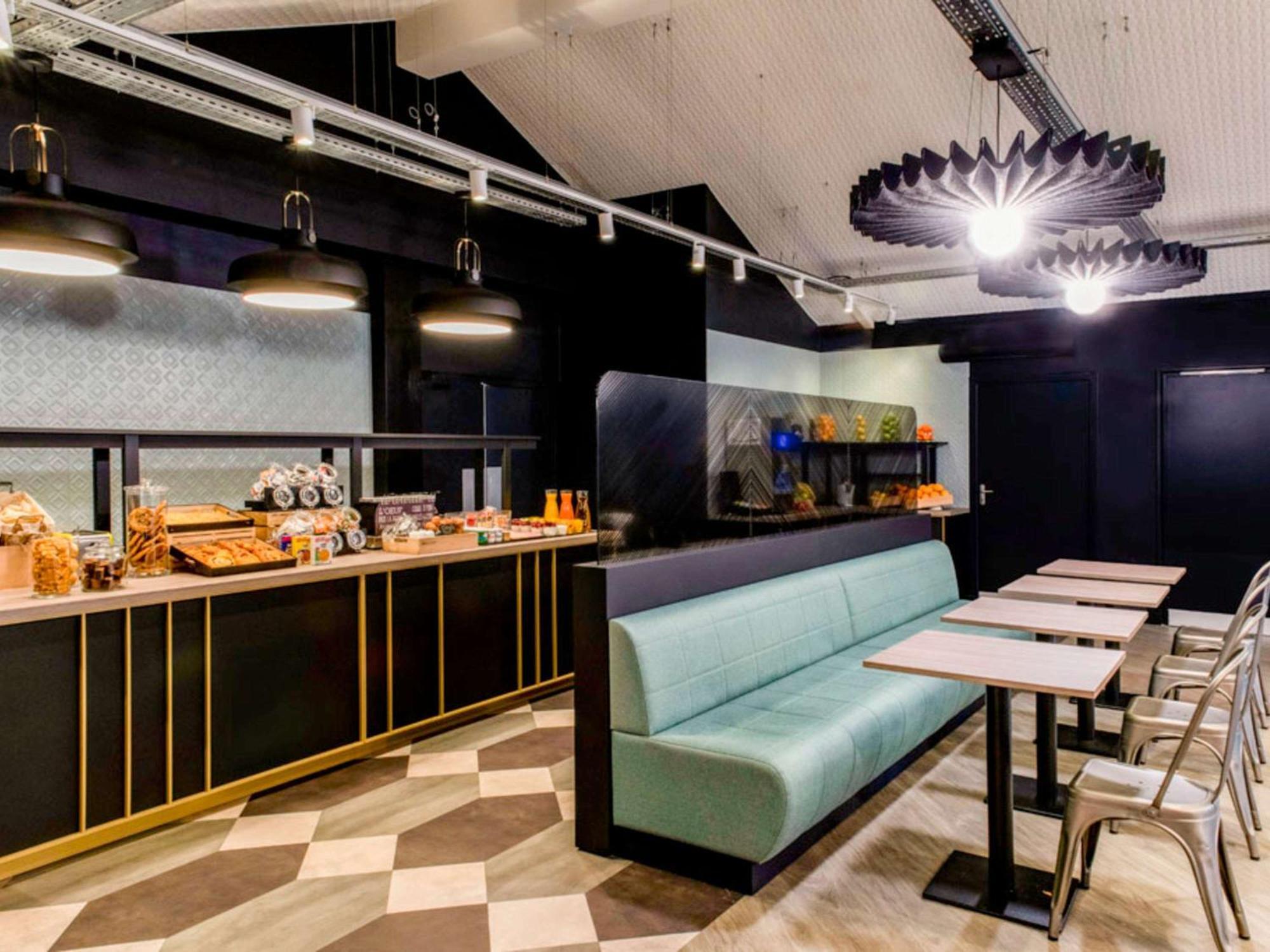 Отель Ibis Cergy Pontoise Le Port Экстерьер фото